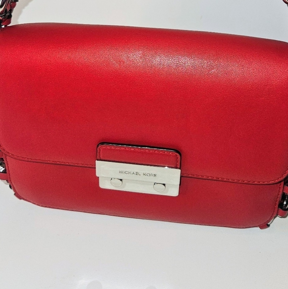 MICHAEL Michael Kors Red Piper Large Flap Leather Shoulder Bag